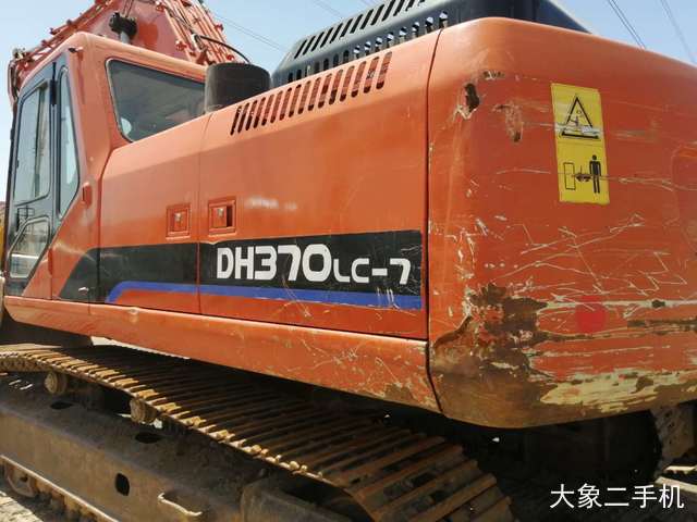 斗山 DH300LC-7 挖掘机